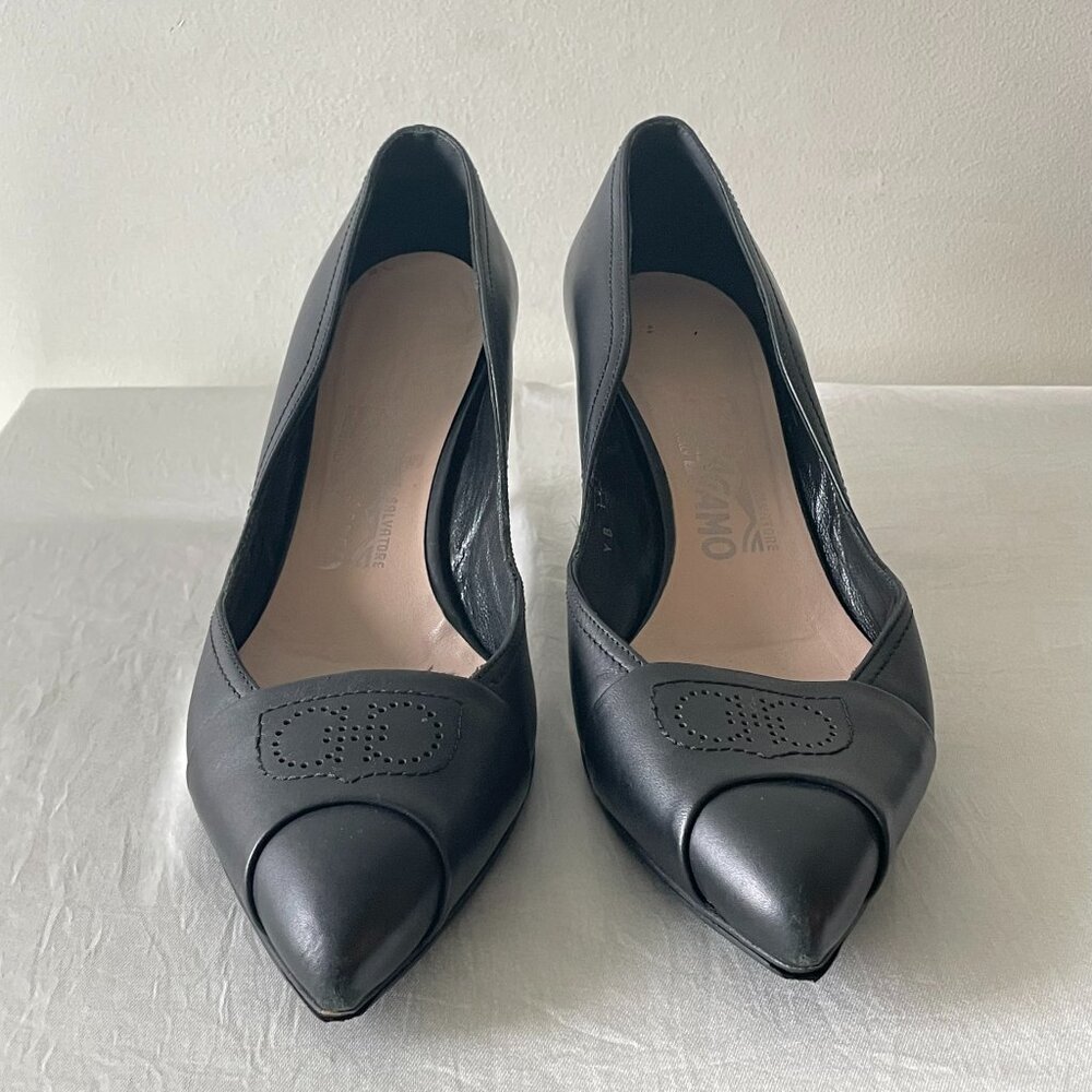 Salvatore Ferragamo 2inch kitten heels Black
